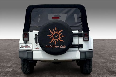 Used 2016 Jeep Wrangler Sahara w/ Connectivity Group image 5
