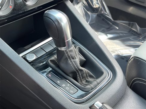 Used 2016 Volkswagen Jetta Sport image 28