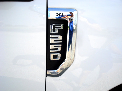 Used 2020 Ford F250 XL w/ Power Equipment Group image 9