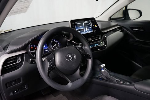 Certified 2020 Toyota C-HR LE image 7