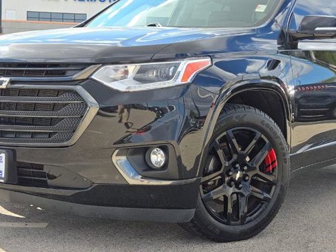 Used 2020 Chevrolet Traverse Premier w/ Redline Edition image 3