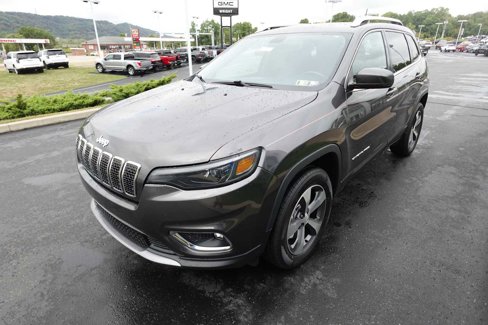 Used 2020 Jeep Cherokee Limited image 7