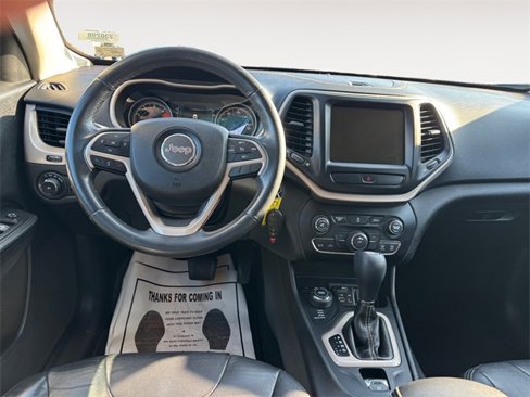 Used 2016 Jeep Cherokee Latitude image 12