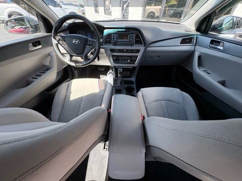 Used 2017 Hyundai Sonata SE image 23