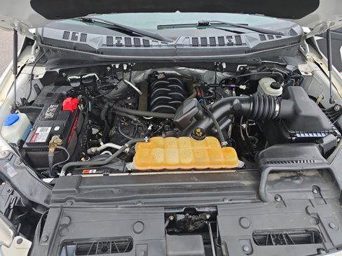 Used 2015 Ford F150 XLT w/ Equipment Group 302A Luxury image 32