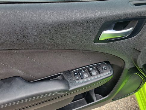Used 2023 Dodge Charger SXT w/ Blacktop Package image 13
