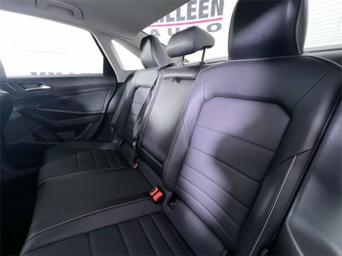 Used 2024 Volkswagen Jetta SE w/ Panoramic Sunroof Package image 23