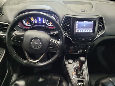 Used 2019 Jeep Cherokee Latitude Plus w/ Comfort/Convenience Group image 22