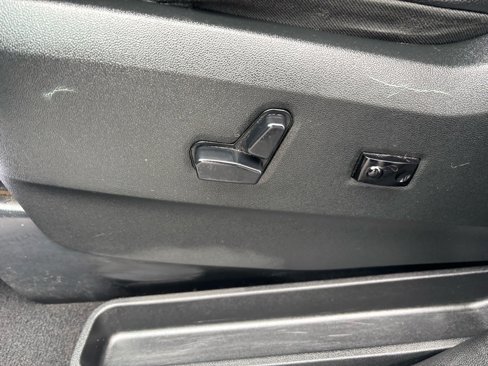 Used 2018 Dodge Grand Caravan GT image 13