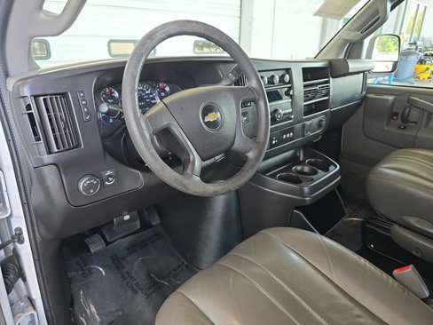 Used 2017 Chevrolet Express 2500 image 11