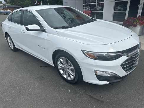 Used 2023 Chevrolet Malibu LT image 2