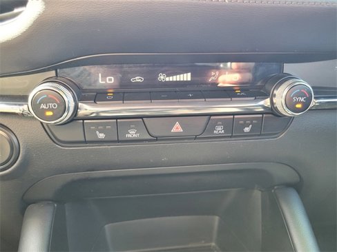 Used 2022 MAZDA MAZDA3 s image 25