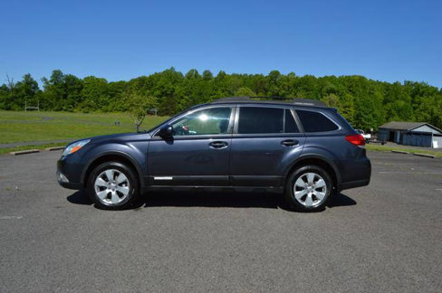 Used 2010 Subaru Outback 2.5i Premium w/ Protection Package 1A image 5