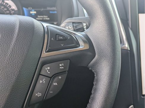 Certified 2024 Ford Edge Titanium image 21