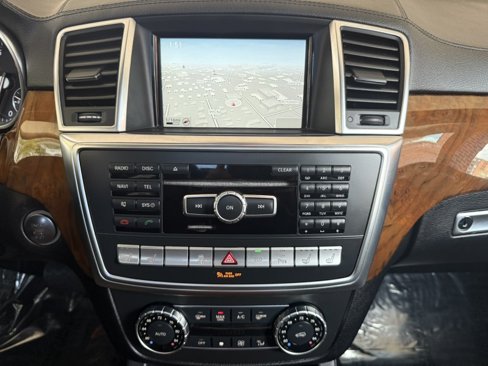 Used 2015 Mercedes-Benz GL 450 4MATIC image 20