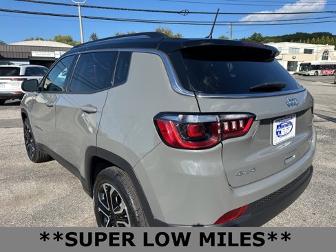 Used 2022 Jeep Compass Limited image 6
