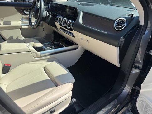 Used 2023 Mercedes-Benz GLA 250 4MATIC image 21
