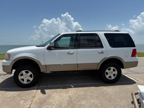 Used 2004 Ford Expedition Eddie Bauer image 8