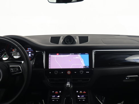 New 2024 Porsche Macan Turbo image 19