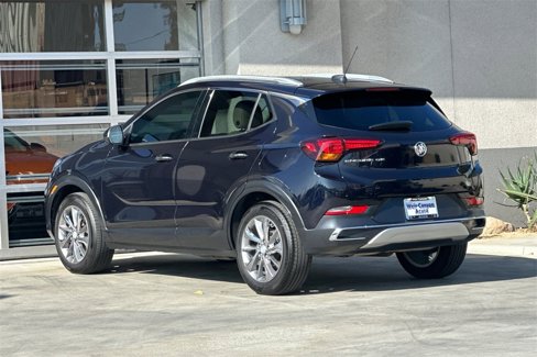 Used 2020 Buick Encore GX Essence w/ Experience Buick Package image 3