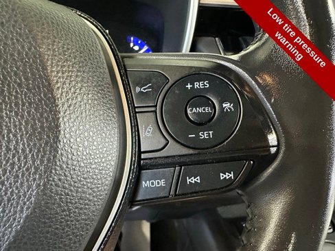 Used 2021 Toyota Corolla XSE image 19