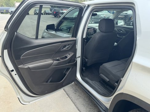 Used 2020 Chevrolet Traverse LS image 22