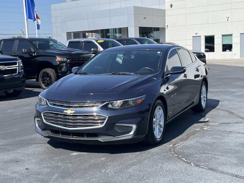 Used 2016 Chevrolet Malibu LT image 3