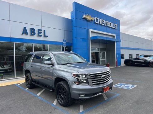 Used 2018 Chevrolet Tahoe LT w/ Luxury Package image 2