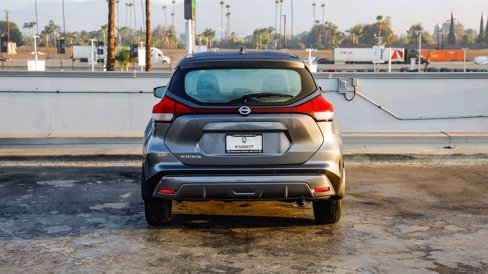 Used 2021 Nissan Kicks S image 8