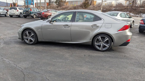 Used 2018 Lexus IS 300 AWD w/ Comfort Package image 16