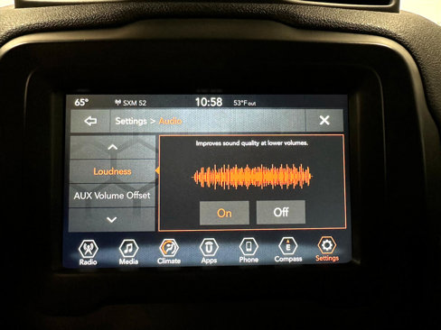 Used 2018 Jeep Renegade Altitude image 61