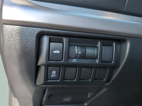 Used 2018 Subaru Legacy 2.5i Premium w/ Popular Package #1 image 23