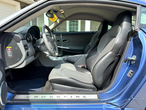 Used 2005 Chrysler Crossfire Limited image 12