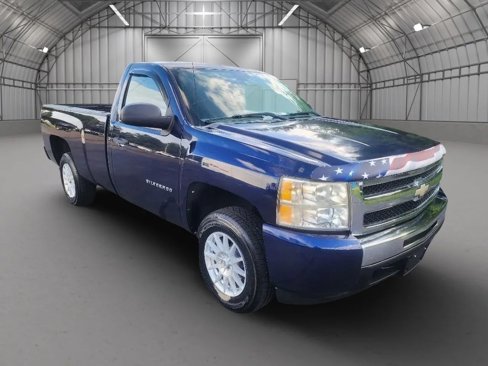Used 2010 Chevrolet Silverado 1500 W/T w/ LS Package image 1