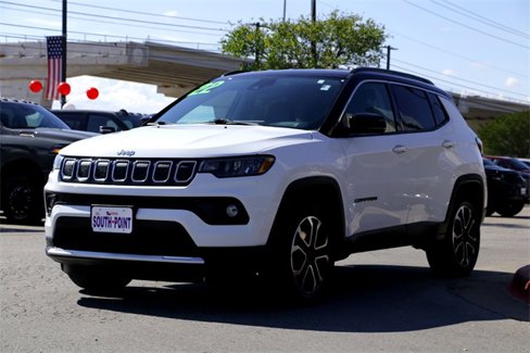 Used 2022 Jeep Compass Limited image 7