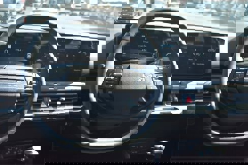 New 2025 Kia K4 EX image 16