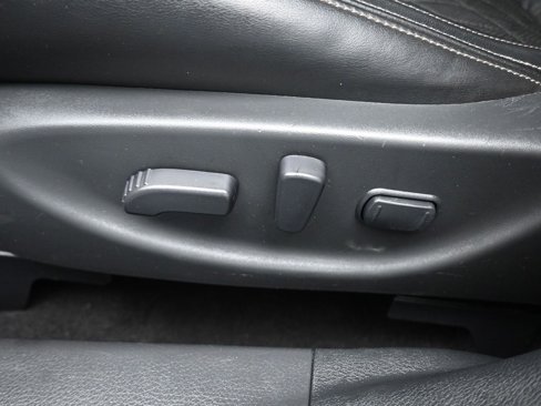 Used 2016 Nissan Maxima Platinum w/ Interior Lighting Package image 12