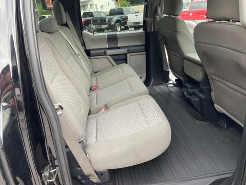 Used 2017 Ford F150 XLT w/ Trailer Tow Package image 24