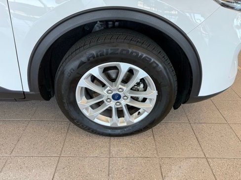 Used 2022 Ford Escape SE image 10
