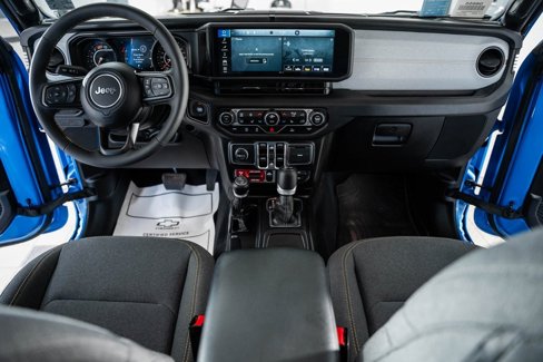 Used 2024 Jeep Wrangler Willys image 31