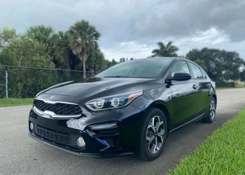 Used 2021 Kia Forte LXS image 1