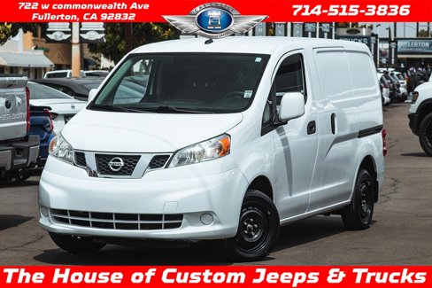 Used 2017 Nissan NV200 SV image 1