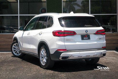 Used 2020 BMW X5 sDrive40i w/ Premium Package image 2