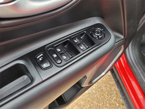 Used 2023 Jeep Renegade Latitude image 18
