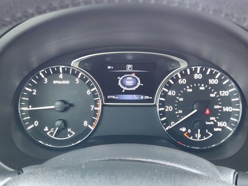 Used 2016 Nissan Altima 2.5 SV w/ Convenience Package image 16