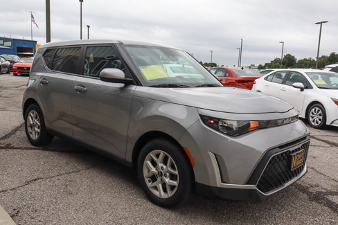 Used 2023 Kia Soul LX w/ Option Group 015 image 3