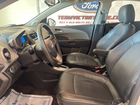 Used 2015 Chevrolet Sonic LTZ image 12