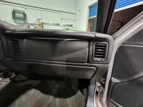 Used 2004 GMC Sierra 1500 SLE w/ Light Duty Power Package image 14