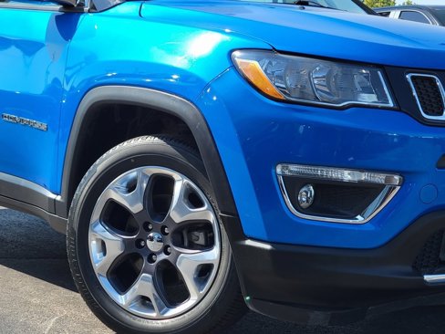 Used 2021 Jeep Compass Limited image 3