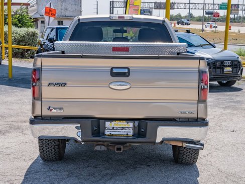Used 2012 Ford F150 XLT w/ XLT Chrome Pkg image 6
